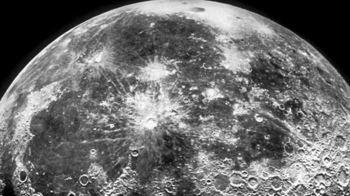 Химический элемент, обнаруженный на Луне, открывает путь к освоению космоса