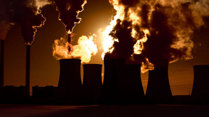 Франция и США готовят глобальный запрет на частные инвестиции в угольные электростанции