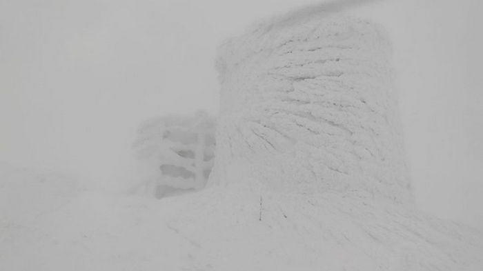 В Карпатах насыпало до 70 см снега