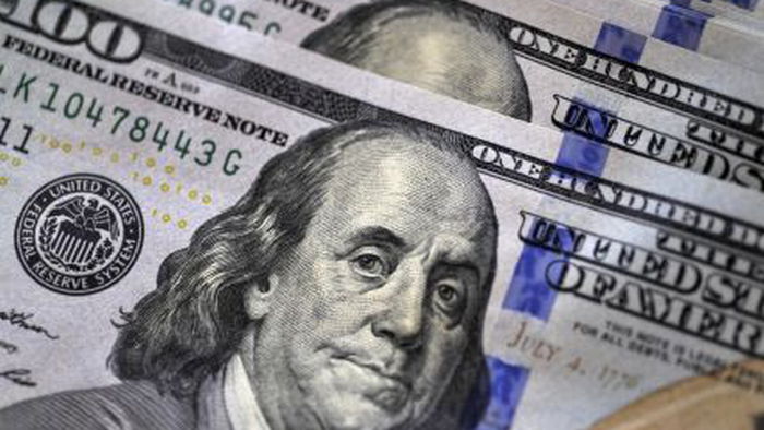 Курс доллара зависит от решений НБУ: какой может быть стоимость валюты в следующем году