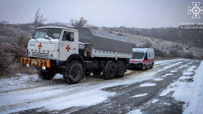 Непогода в Одесской области: обесточены более 200 сел, есть проблемы на дорогах