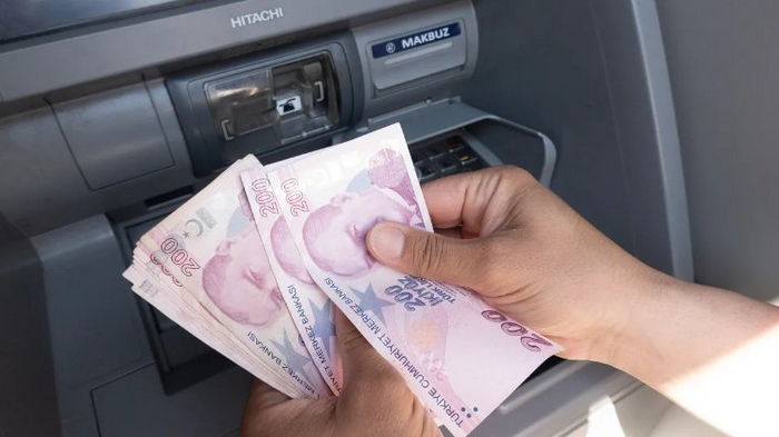 Курс лиры в Турции обновил исторический минимум – уже 30 за доллар