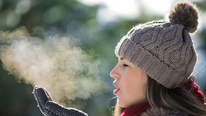 Защититься от наступающих холодов: ученые рассказали как уберечь кожу зимой