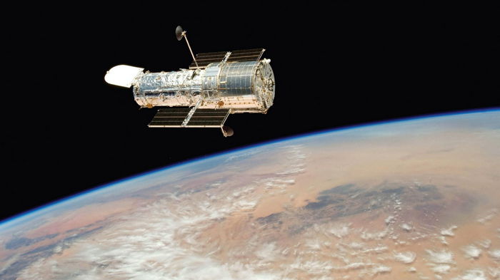 Телескоп Hubble показал небольшую галактику в созвездии Льва