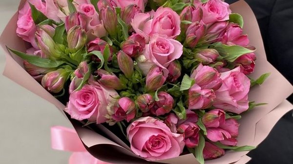 Квіти на 8 Березня: як обрати гарний букет