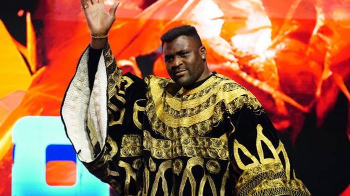 Тренер Нганну хочет, чтобы Фьюри победил Усика