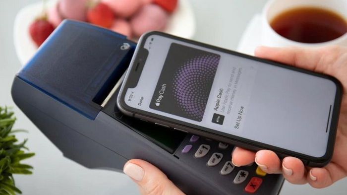 Apple сдалась и разрешила сторонние сервисы бесконтактной оплаты на Айфонах
