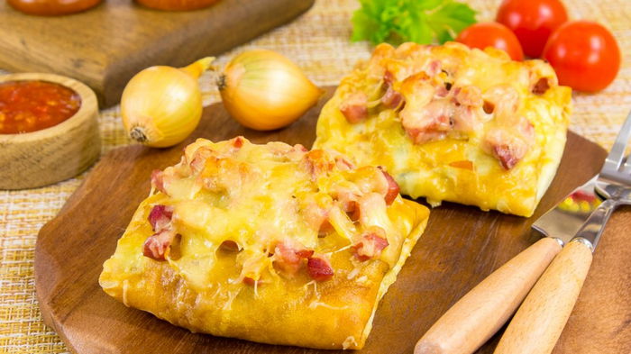 Блинчики, фаршированные ветчиной и сыром: просто, быстро и очень вкусно