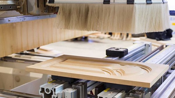 В чем преимущества мебельных станков