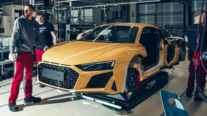 Audi прекратила выпуск самой быстрой и дорогой модели