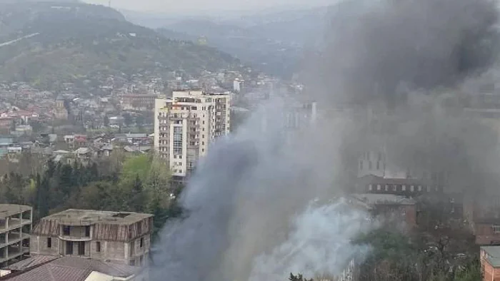 В Тбилиси произошел взрыв в тире: есть жертвы и раненные