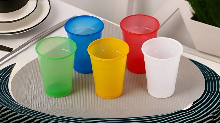 Одноразовые пластиковые стаканы: особенности выбора