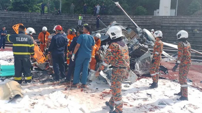 В Малайзии столкнулись военные вертолеты