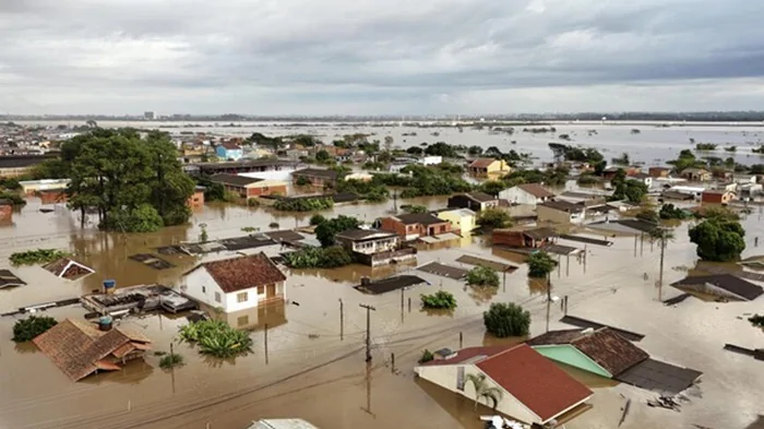 В Бразилии в результате наводнений и оползня погибли 66 человек