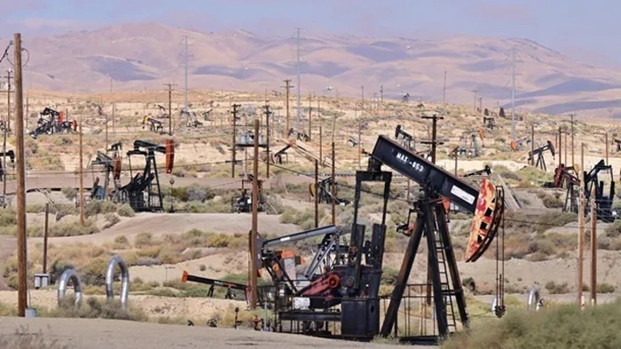 Цены на нефть завершили неделю существенным снижением