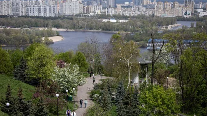 Жара не вернется: в каких регионах Украины завтра ждать заморозков