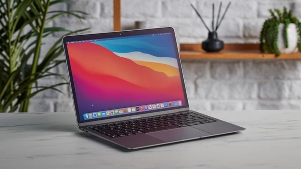 MacBook Air 13 M1: портативный суперкомпьютер