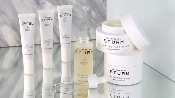 Чому варто купити доглядові засоби Dr. Barbara Sturm
