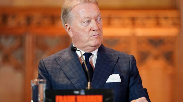 Промоутер Фьюри рассказал, что ему нужно изменить для победы над Усиком