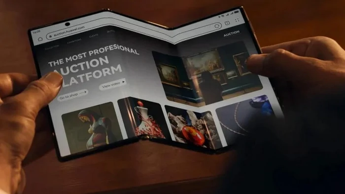 В сеть утекло название и сроки выхода первого смартфона Samsung с тройным экраном