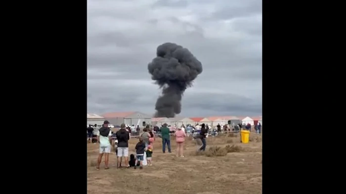 На авиашоу в ЮАР разбился самолет