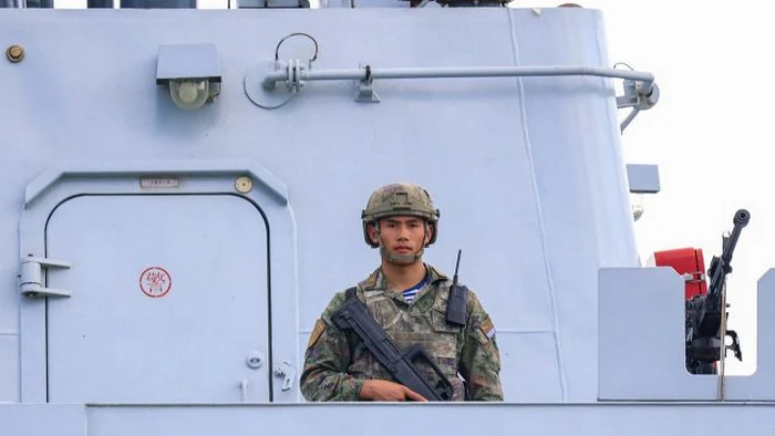 Войска Китая тренируются блокировать Тайвань и наносить точные удары