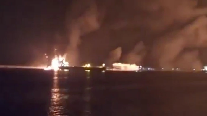 США ударили по нефтяному порту хуситов