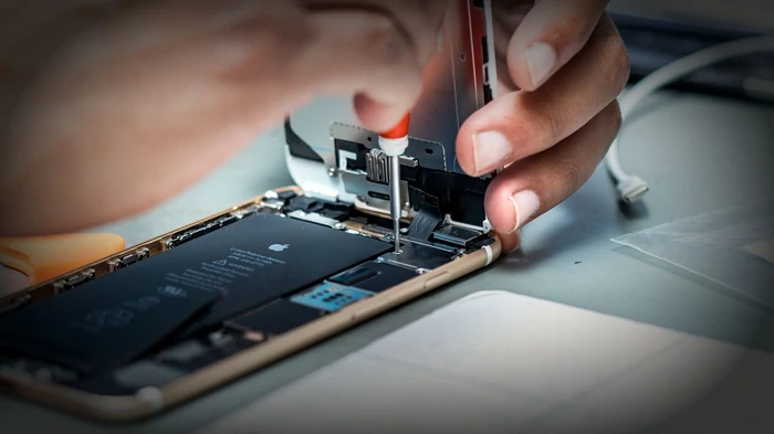ремонт iPhone