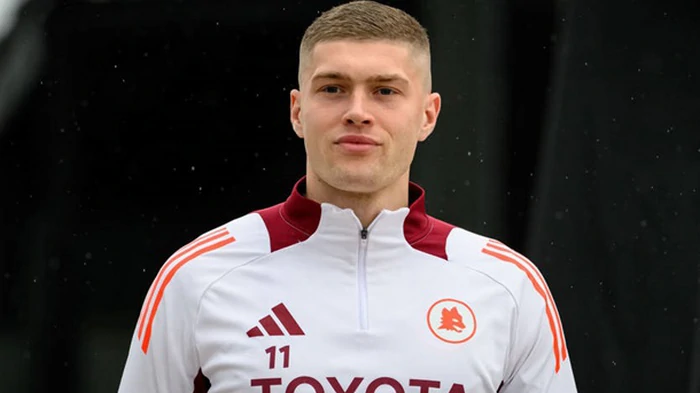 Тренер Ромы высказался об уровне игры Довбика