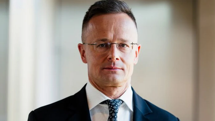 Венгрия неожиданно приостановила переговоры с Украиной: о чем речь