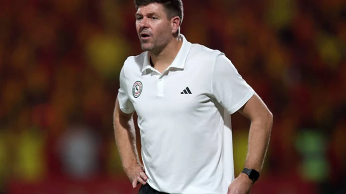 Легенда сборной Англии может возглавить один из ведущих шотландских клубов