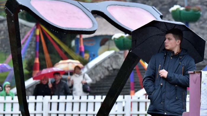 Украину зальют дожди почти везде: где осадков не будет 11 мая