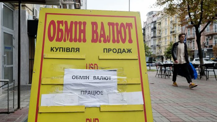 Доллар перешел к росту: какие курсы в обменниках