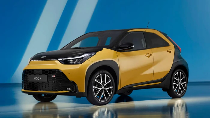 Представлен самый маленький кроссовер Toyota с расходом 3,8 л на 100 км (фото)