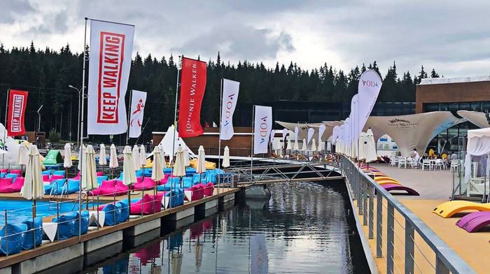 Віндер – мобільний флагшток для яскравих подій