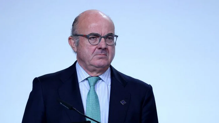 Евро взлетел до максимума за 4 года: есть ли угроза доллару