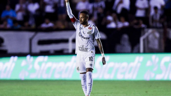 Отец Неймара подтвердил интерес к сыну со стороны европейских клубов