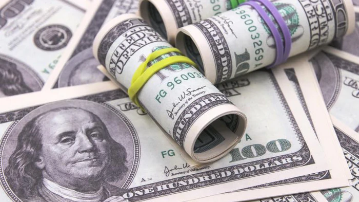 Безопасный актив: доллар возвращает позиции на фоне войны в Иране