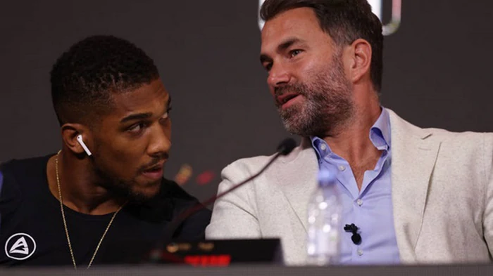 Хирн поделился соображениями по поводу возможного боя Джошуа с Фьюри