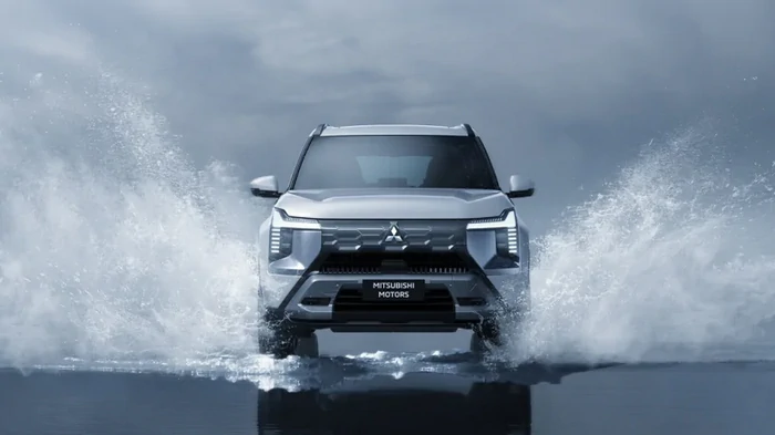 Доступная альтернатива Outlander: дебютировал семейный кроссовер Mitsubishi за $30 000 (видео)