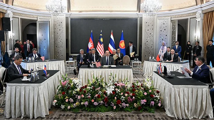 Таиланд и Камбоджа договорились о перемирии