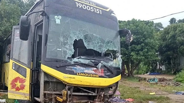 Во Вьетнаме в ДТП попал автобус: девять погибших и 16 раненых