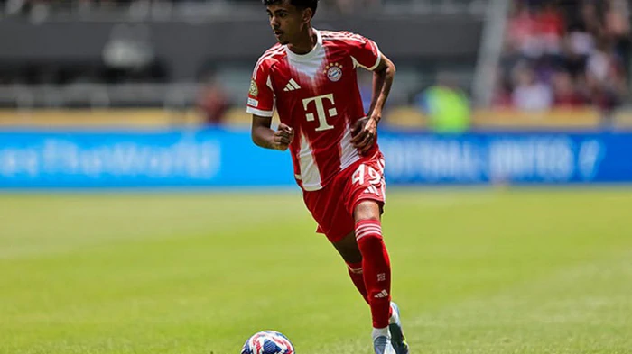 Эвертон у Баварии купил 19-летнего защитника