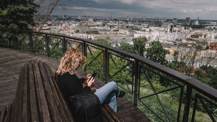 Грозы, шквалы и жара: Украину завтра накроет контрастный фронт