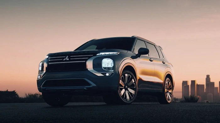 Mitsubishi отзывает почти 92 тысячи кроссоверов Outlander