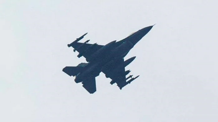 Польша приостановила почти все полеты истребителей F-16