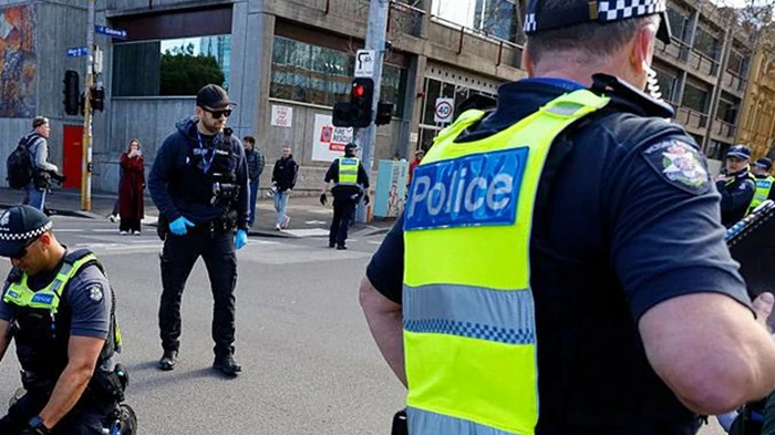 В Австралии мужчина убил двух полицейских и сбежал