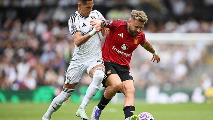 Манчестер Юнайтед и Фулхэм с автоголом пошли на мировую