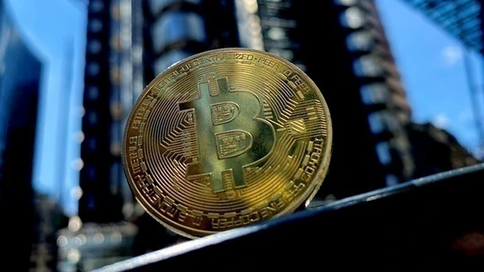 Биткойн достиг двухмесячного минимума