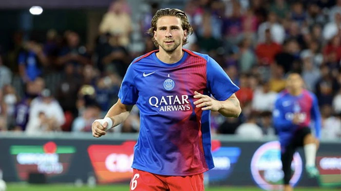 Забарный поделился своей тройкой фаворитов на Золотой мяч